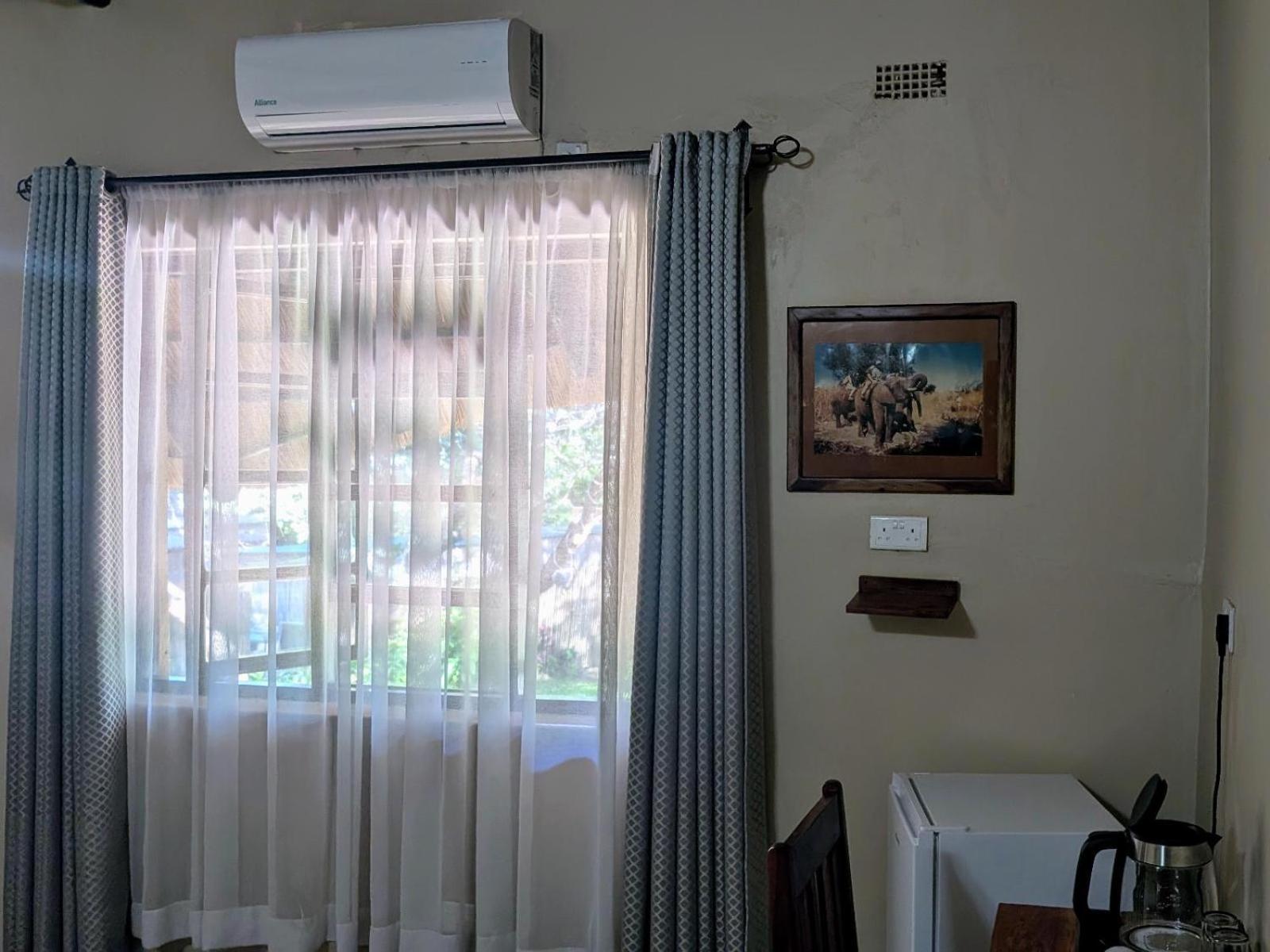 Mopani Lodge Victoria Falls Room photo